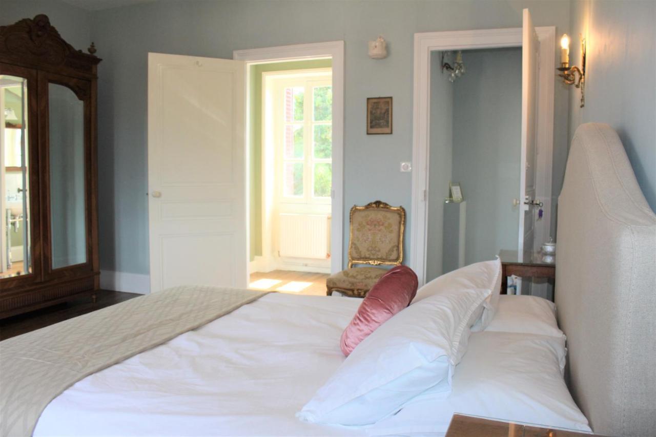 Bed and Breakfast La Source Availles-Limouzine Екстер'єр фото